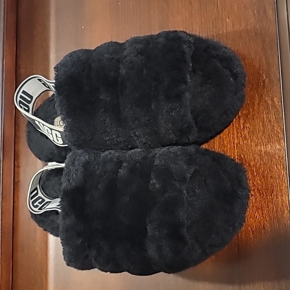 UGG Women's Fluff Yeah Slides-Size 9 Black